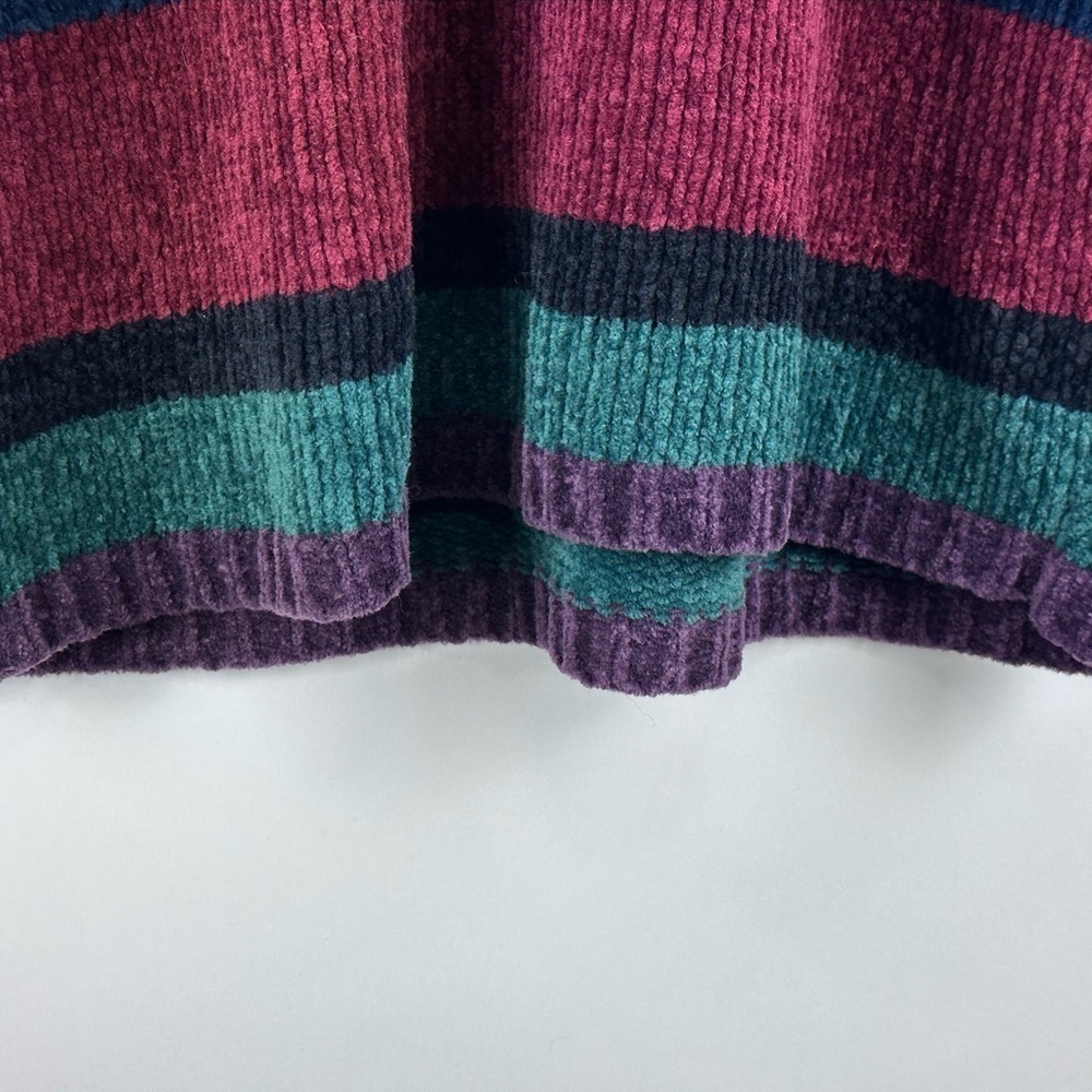 Women's Vintage Striped Silky Feel Sweater - Picture 4 of 7